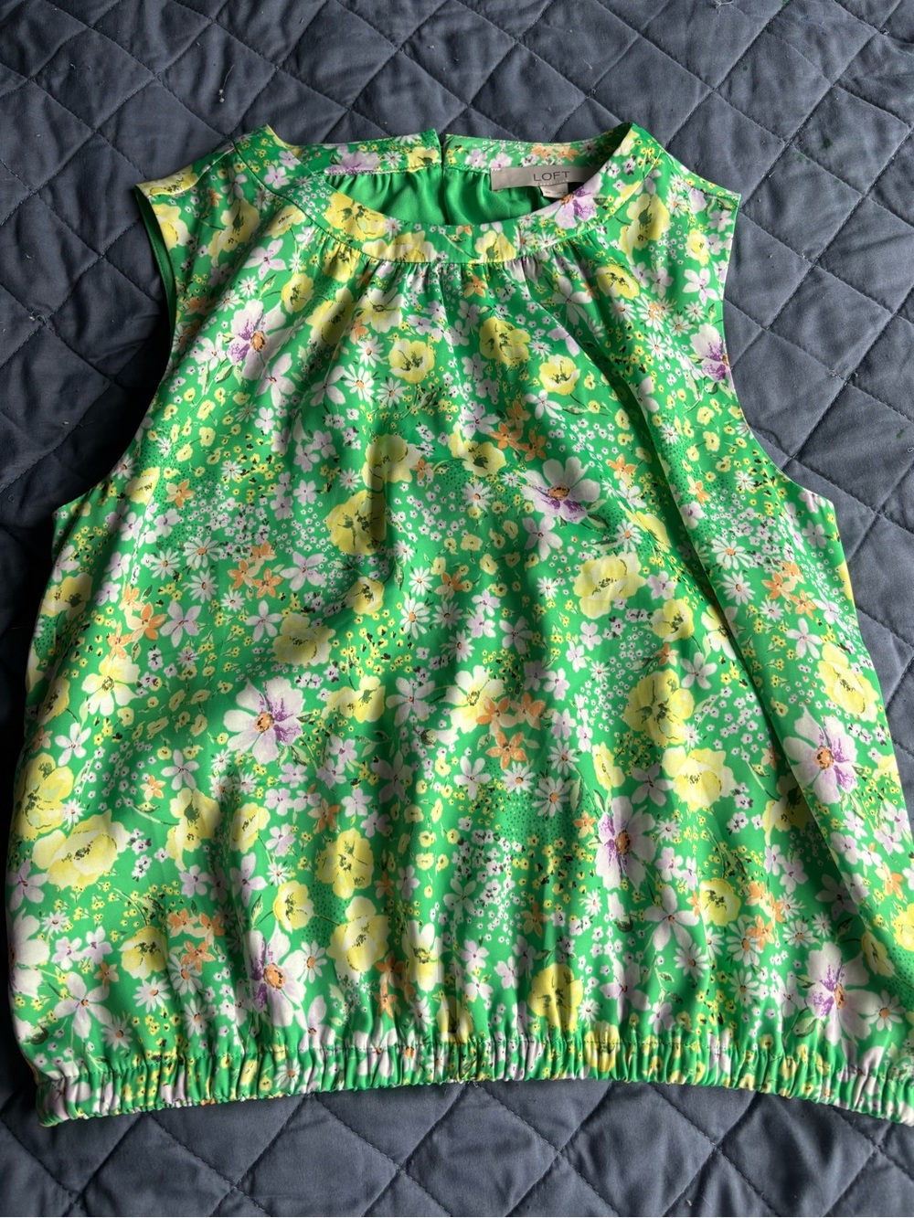 LOFT Bright Green Floral Sleeveless Elastic Hemmed Top